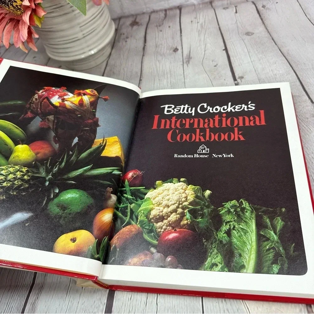 vintage 1980 betty crocker's international cookbook hobby homemade